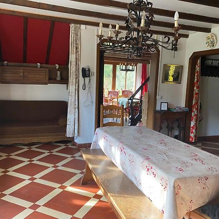 Propriete Bordee D'Etangs, Propice A La Detente Florenville Buitenkant foto